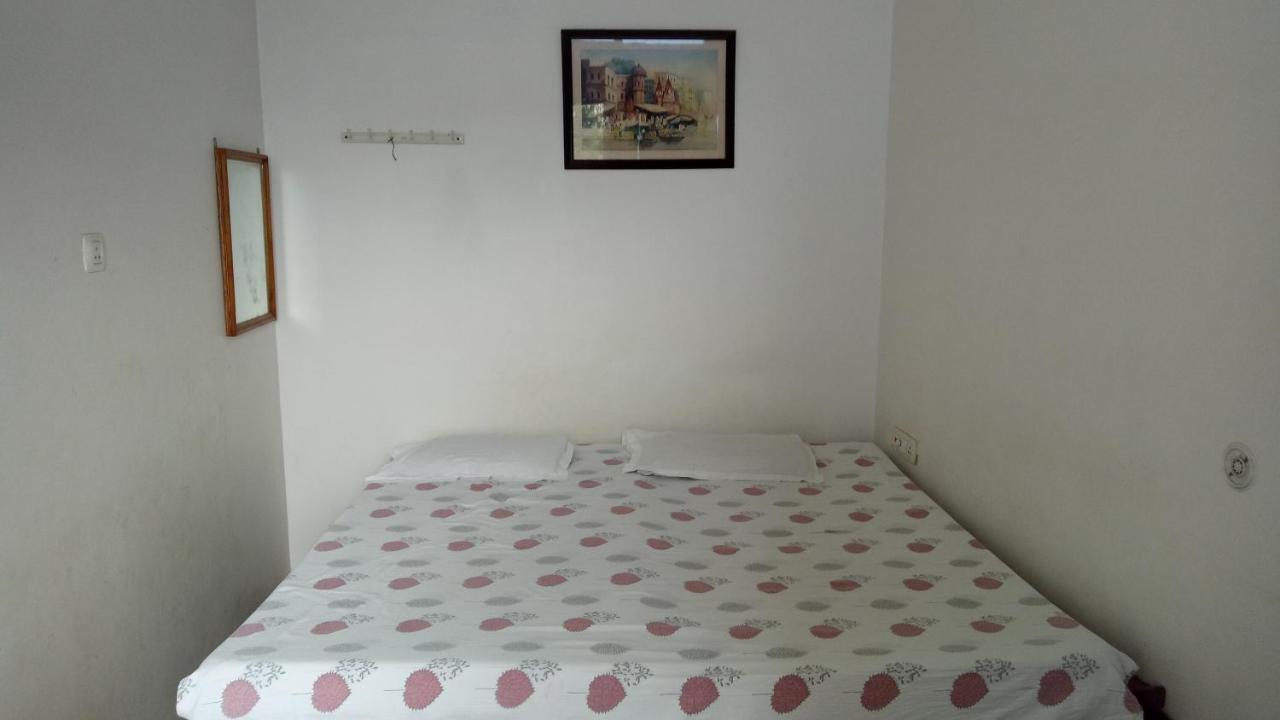 Ishan Paying Guest House Bénarès Extérieur photo