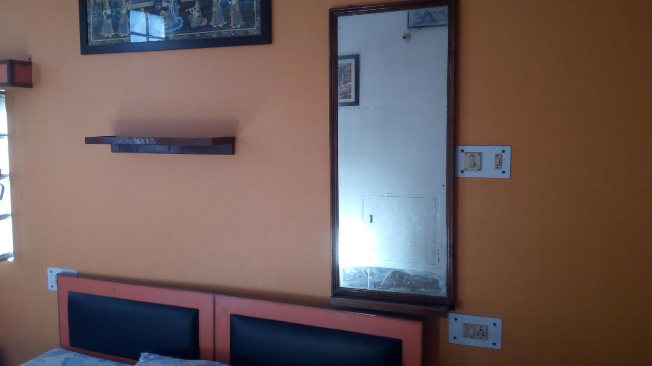 Ishan Paying Guest House Bénarès Extérieur photo